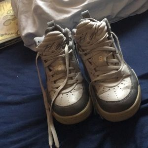 Jordan’s flight size 6